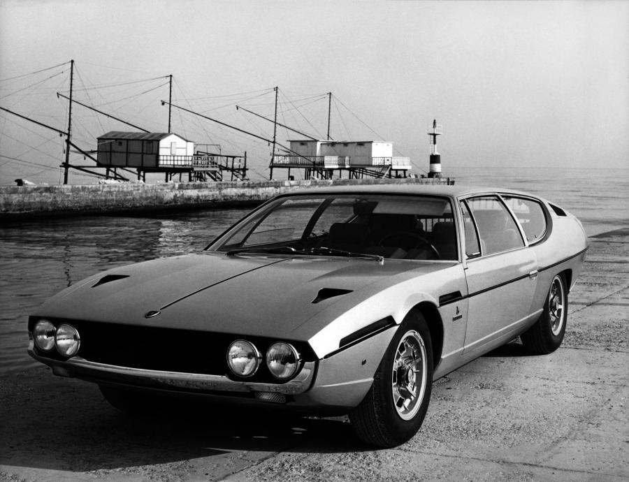  Lamborghini Espada 400 GT 1968 года  (фото 2 из 22)